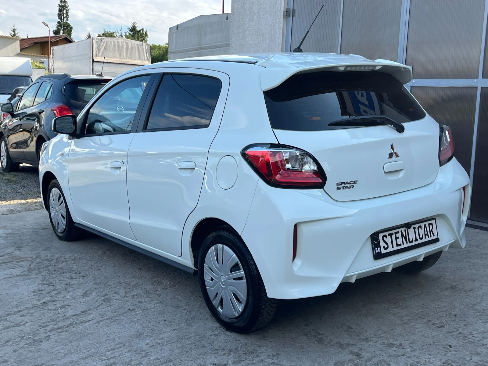 Mitsubishi Space star 1.2i - АВТОМАТИК - изображение 8