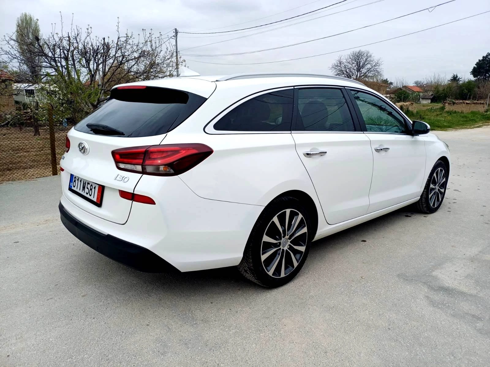 Hyundai I30 1.6 CRDi -FULL, снимка 4 - Автомобили и джипове - 53402534