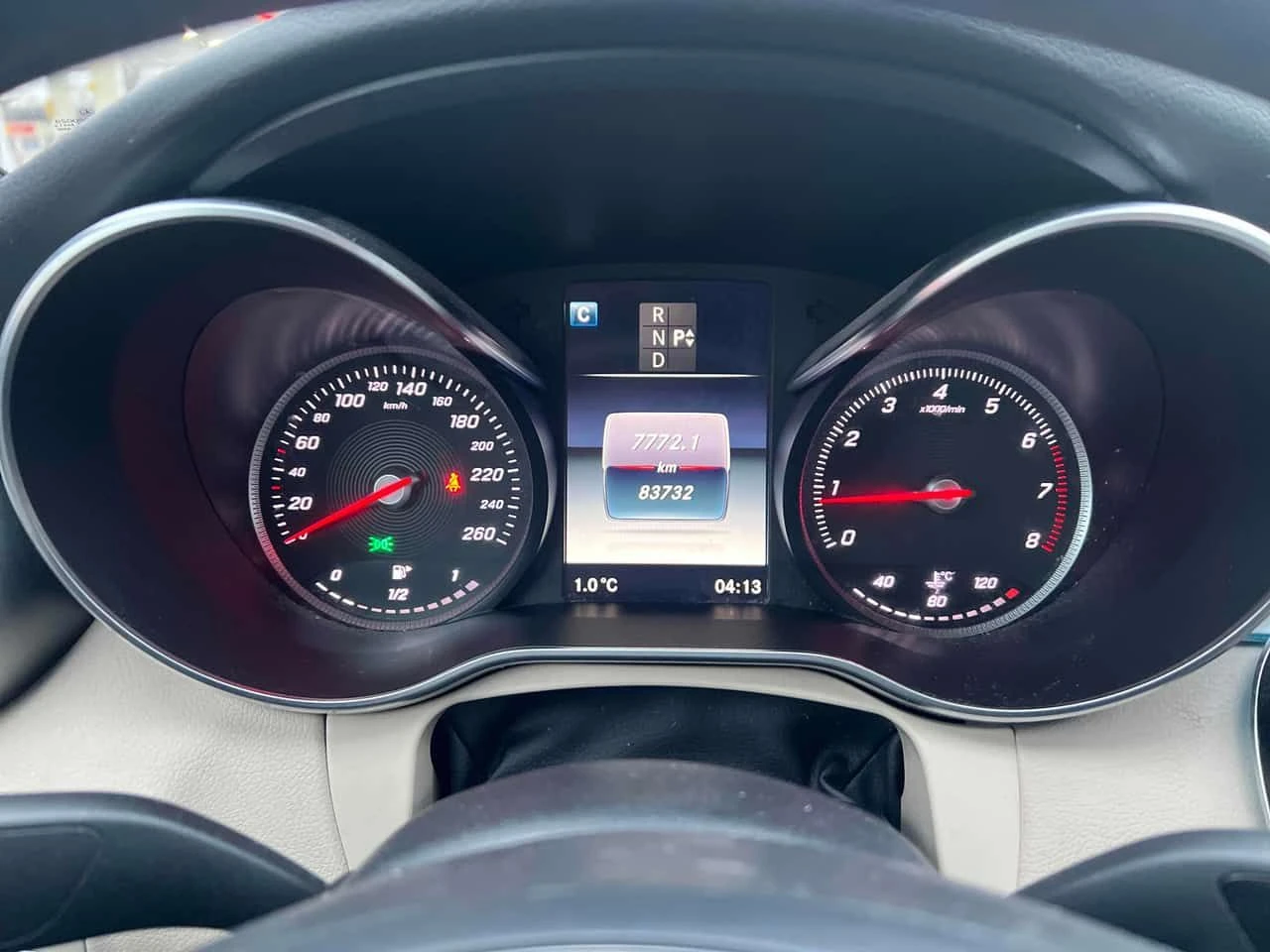 Mercedes-Benz C 300 4 MATIC * CARFAX * ПАНОРАМА * KEYLESS *  - изображение 8