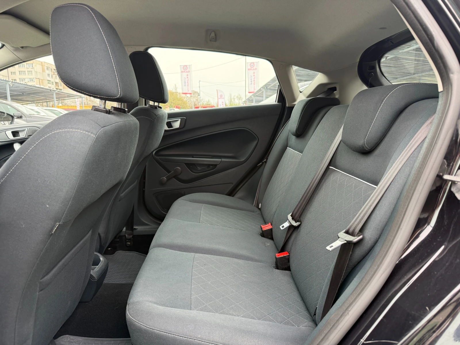 Ford Fiesta LPG, снимка 11 - Автомобили и джипове - 54259664