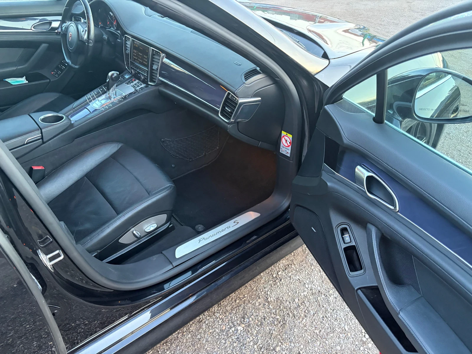 Porsche Panamera, снимка 16 - Автомобили и джипове - 54556574