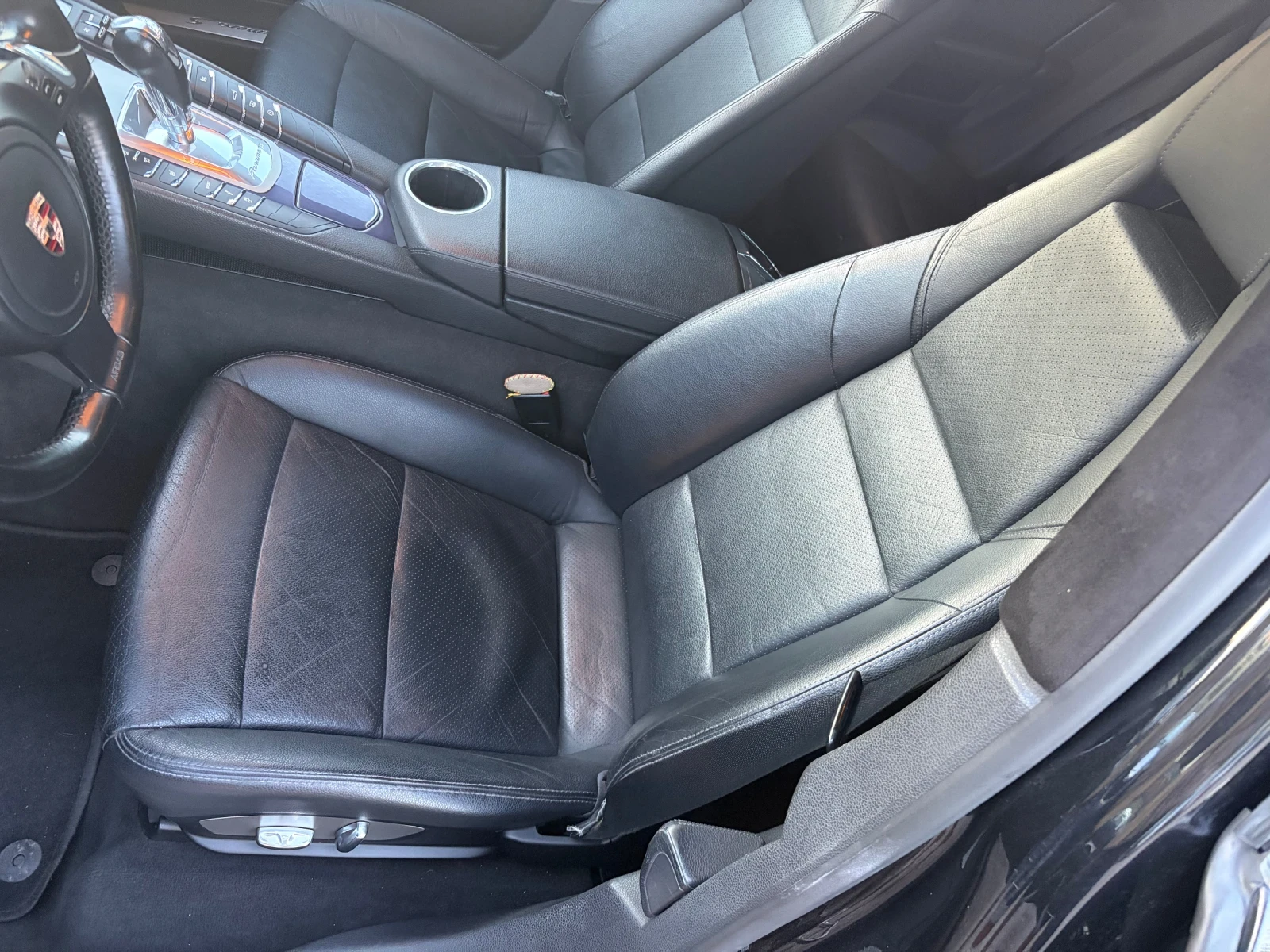 Porsche Panamera, снимка 10 - Автомобили и джипове - 54556574