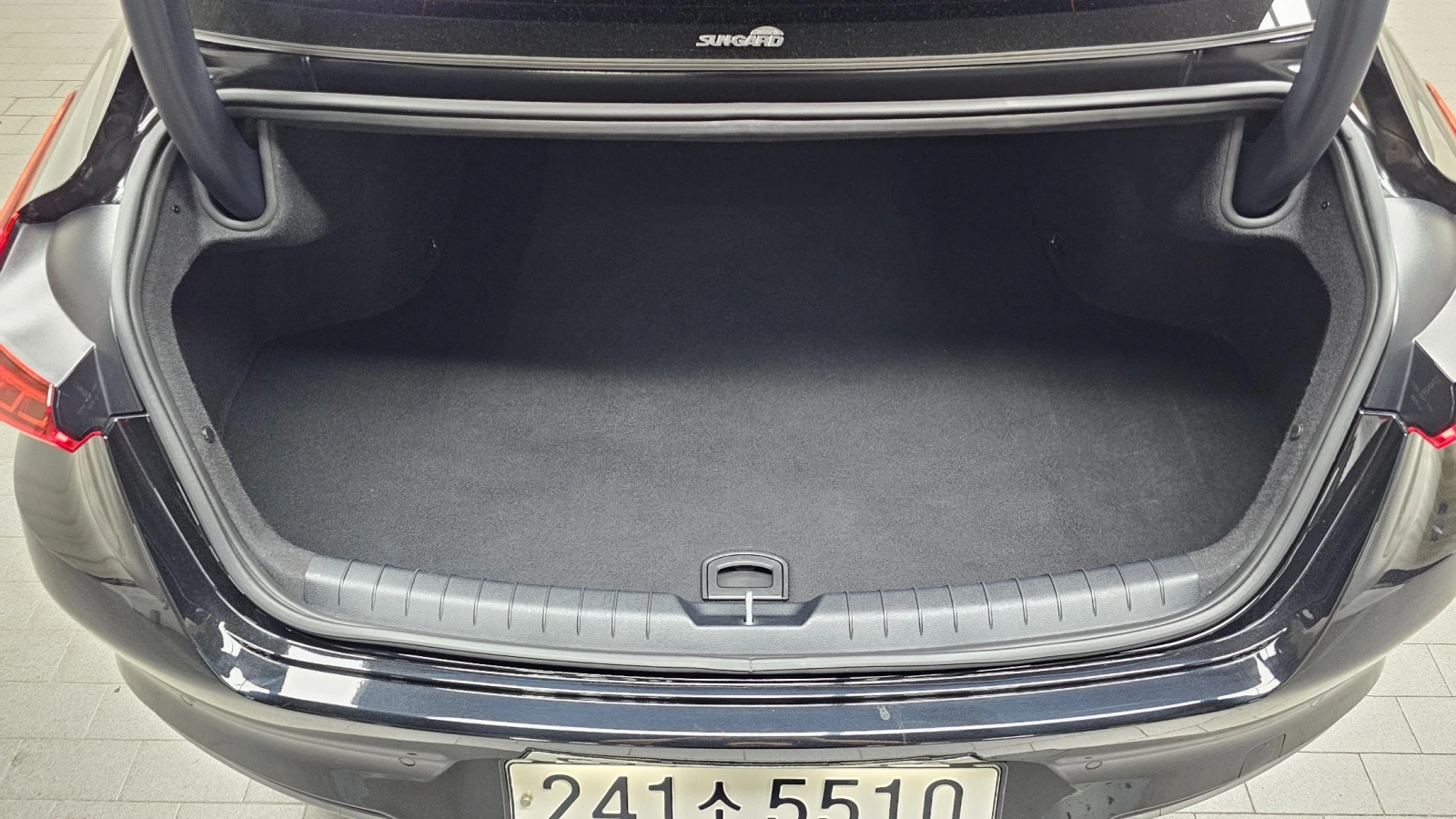 Kia K8 * Hybrid* Camera* Lane Asist* АВТОКРЕДИТ, снимка 15 - Автомобили и джипове - 54577933