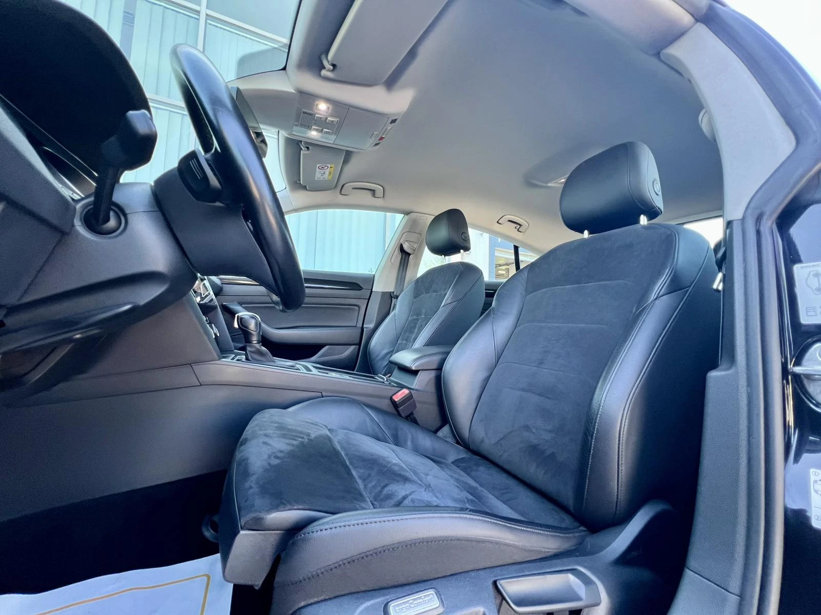 VW Arteon Elegance / 2.0TFSI / 190 к.с. / DSG / LED, снимка 10 - Автомобили и джипове - 54703065