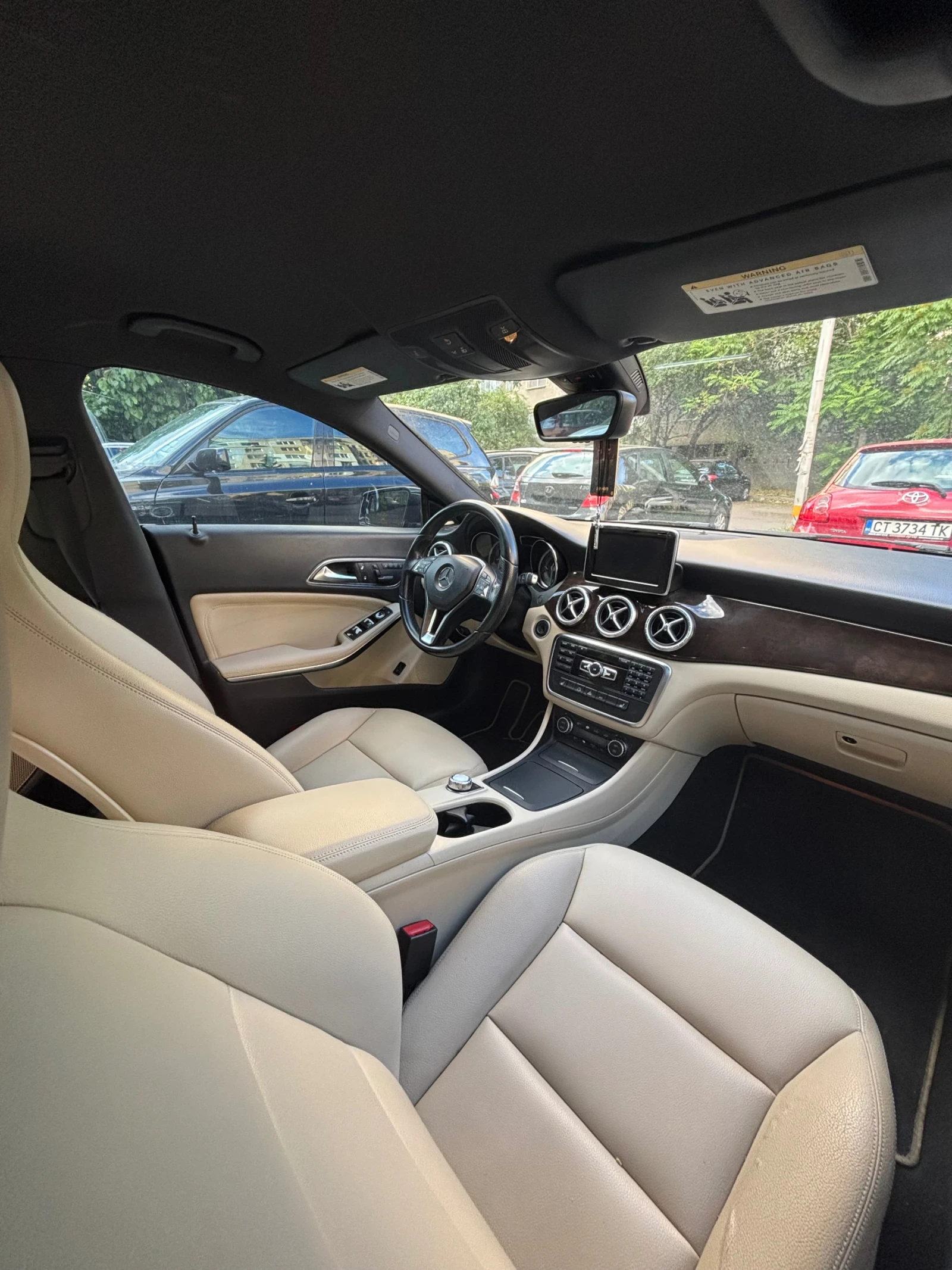 Mercedes-Benz CLA 250, снимка 7 - Автомобили и джипове - 54932308