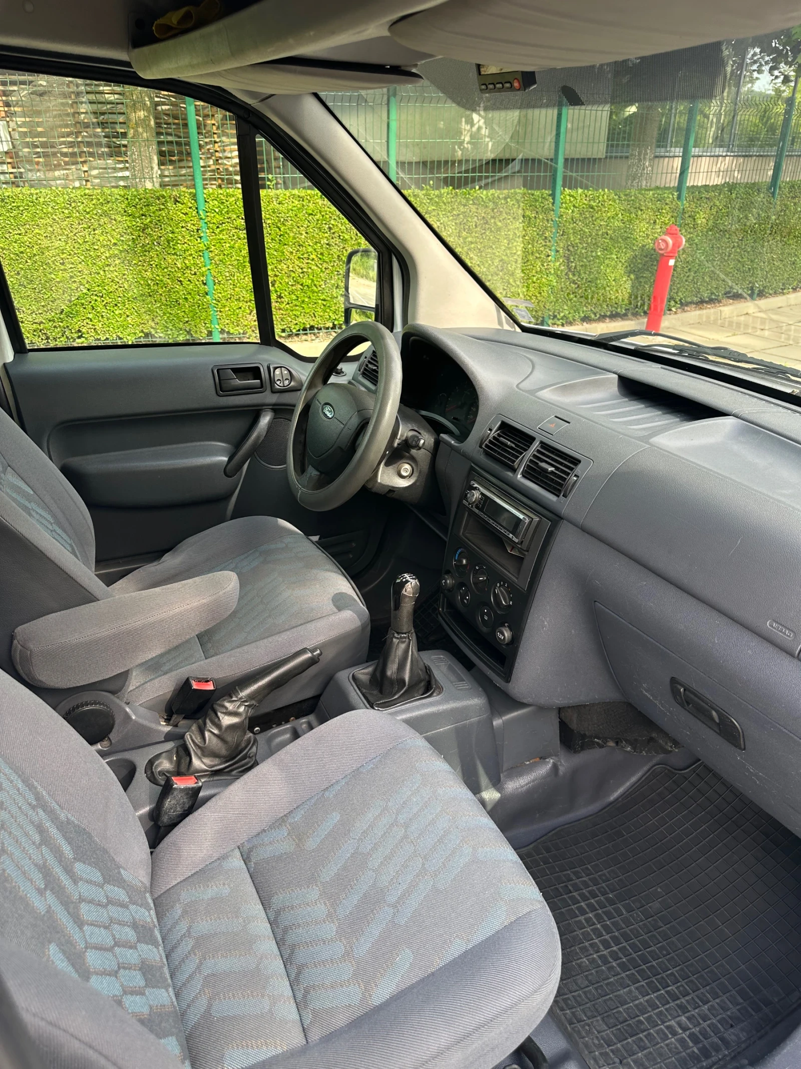 Ford Connect, снимка 9 - Автомобили и джипове - 55018309