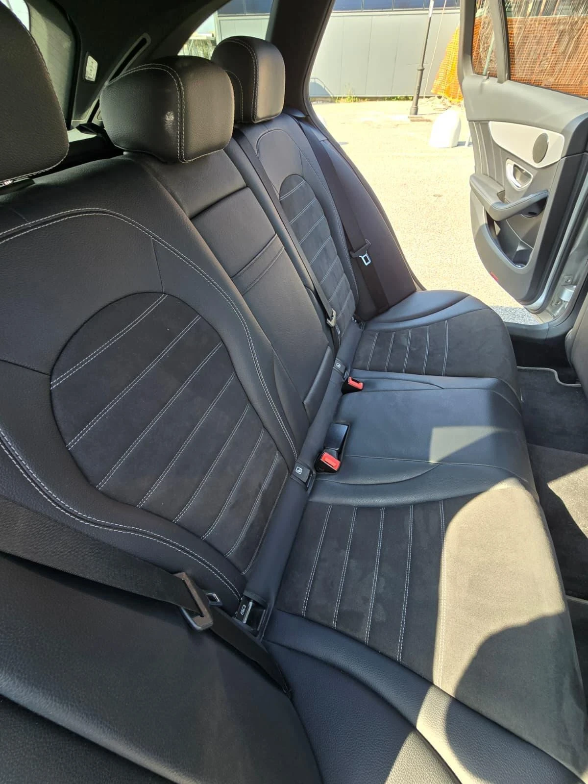 Mercedes-Benz C 200 Facelift AMG, снимка 16 - Автомобили и джипове - 55568303