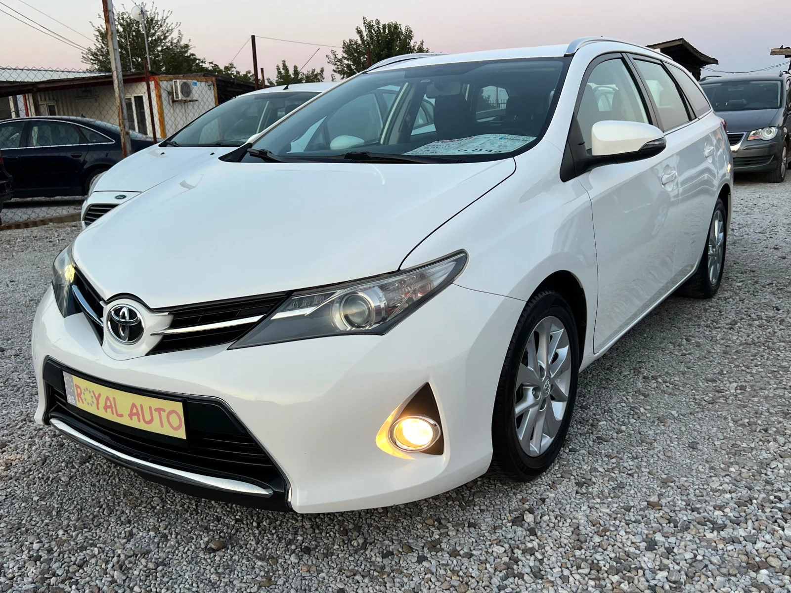 Toyota Auris ЛИЗИНГ-КЛИМА-НАВИ-КАМЕРА-ТОП