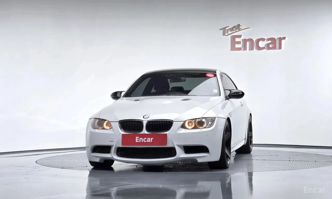BMW M3 * Coupe * АВТОКРЕДИТ БЕЗ ПЪРВОНАЧАЛНА ВНОСКА* , снимка 3 - Автомобили и джипове - 56118500