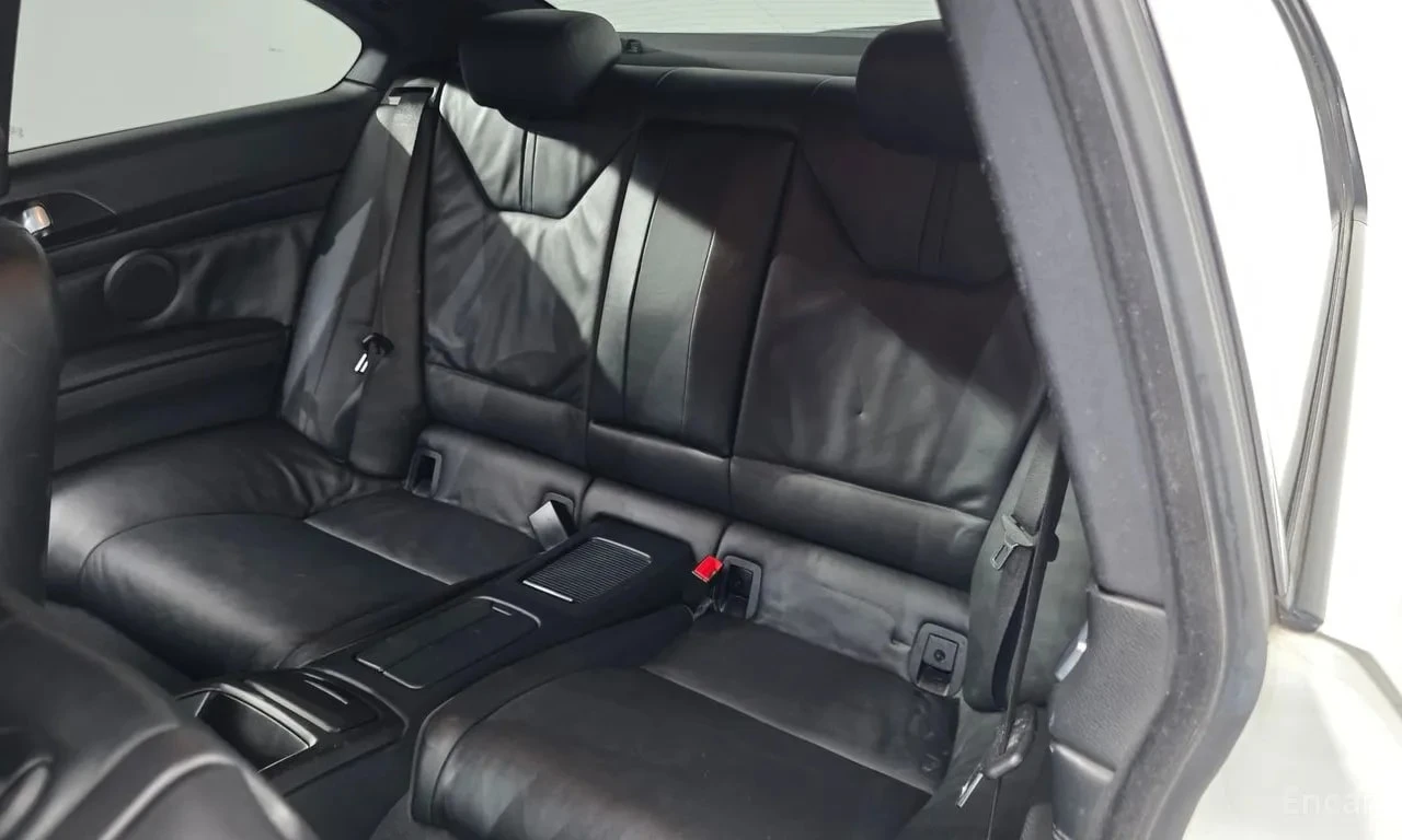 BMW M3 * Coupe * АВТОКРЕДИТ БЕЗ ПЪРВОНАЧАЛНА ВНОСКА* , снимка 11 - Автомобили и джипове - 56118500