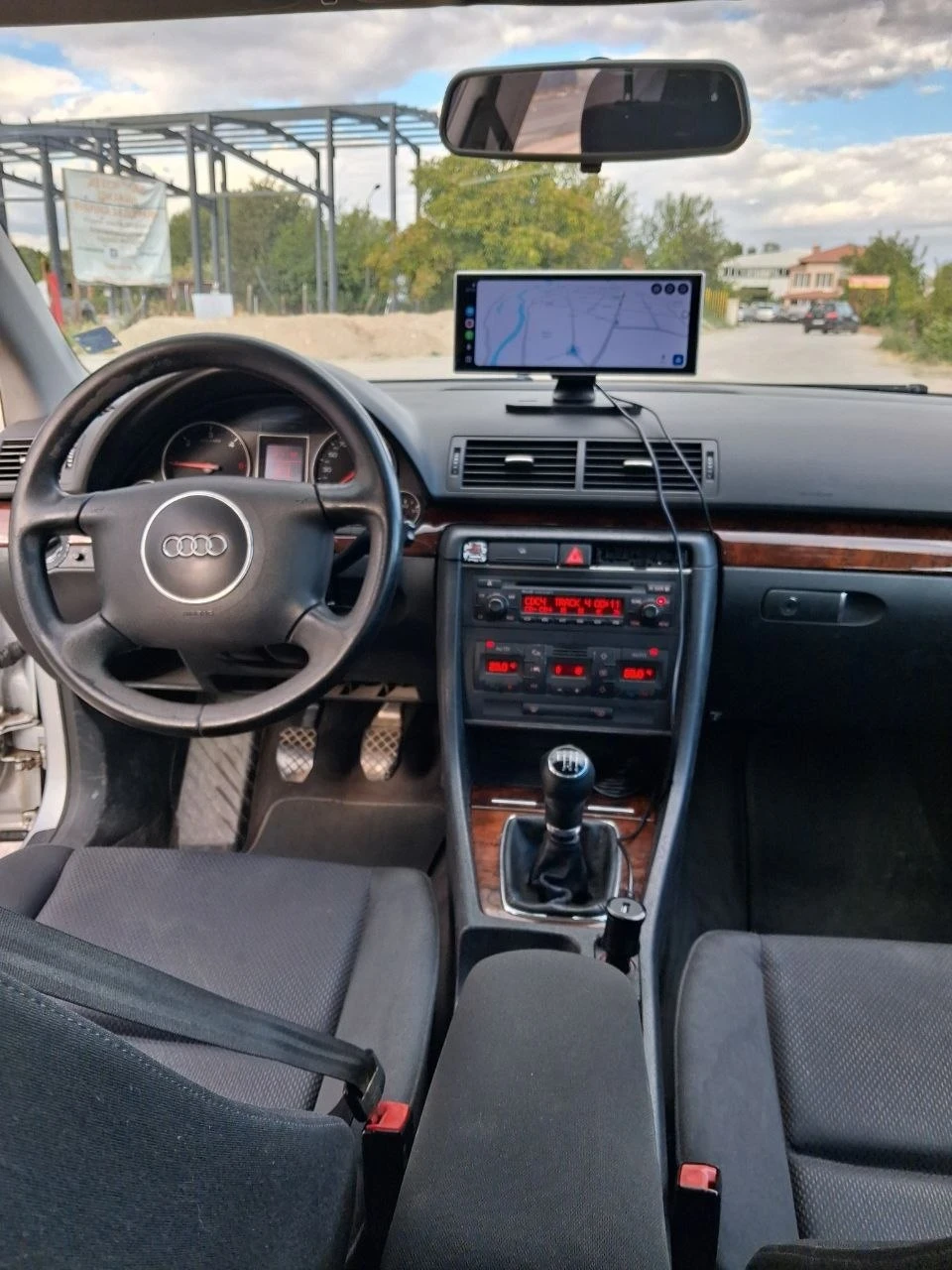 Audi A4 1.9 ТДИ 131К  КЛИМА , снимка 10 - Автомобили и джипове - 56199614