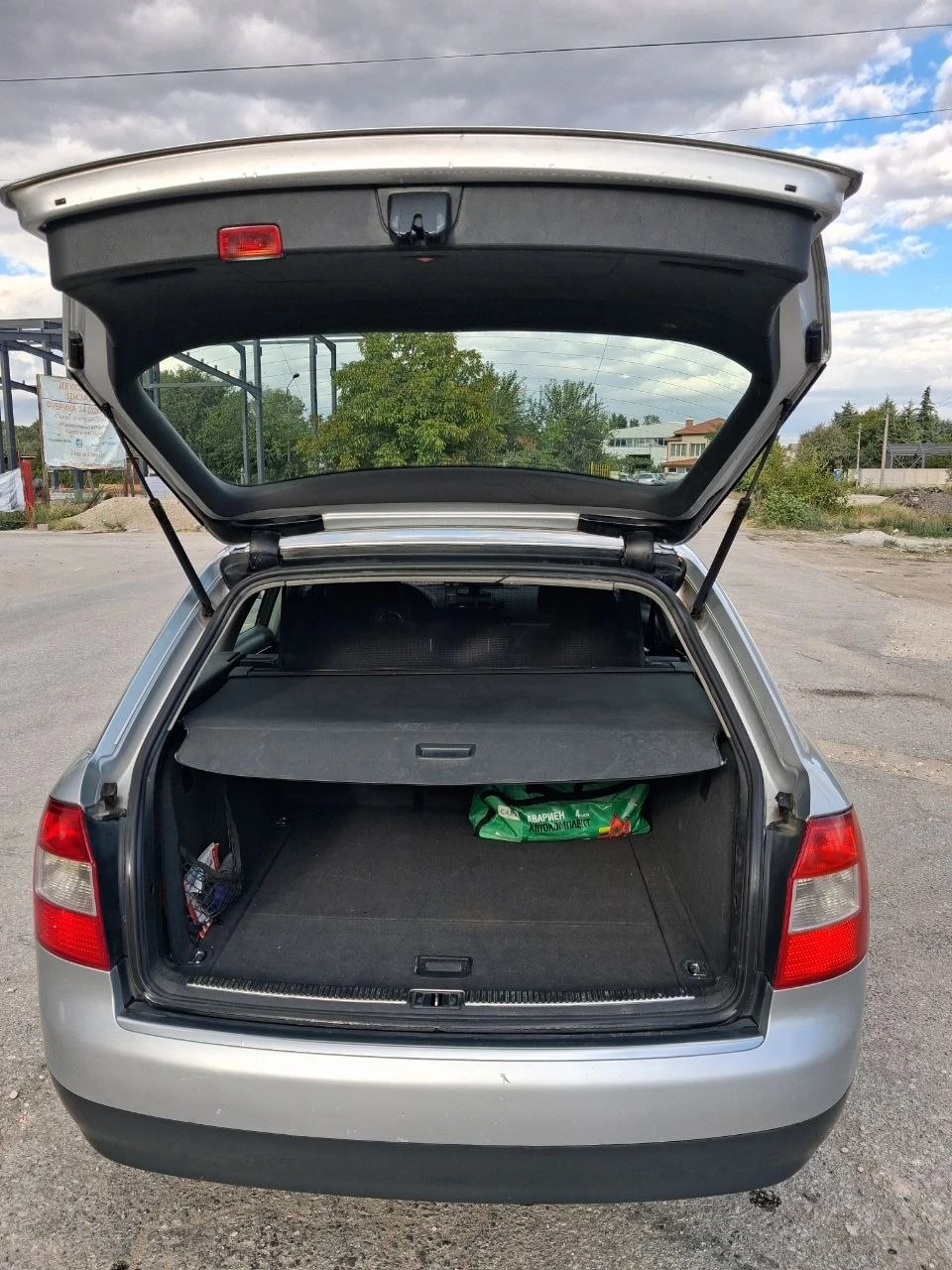 Audi A4 1.9 ТДИ 131К  КЛИМА , снимка 12 - Автомобили и джипове - 56199614