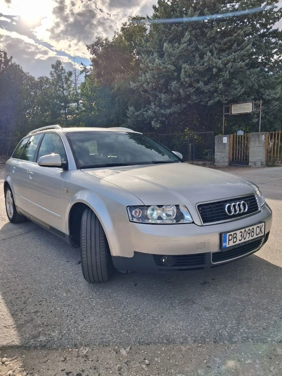 Audi A4 1.9 ТДИ 131К  КЛИМА , снимка 2 - Автомобили и джипове - 56199614