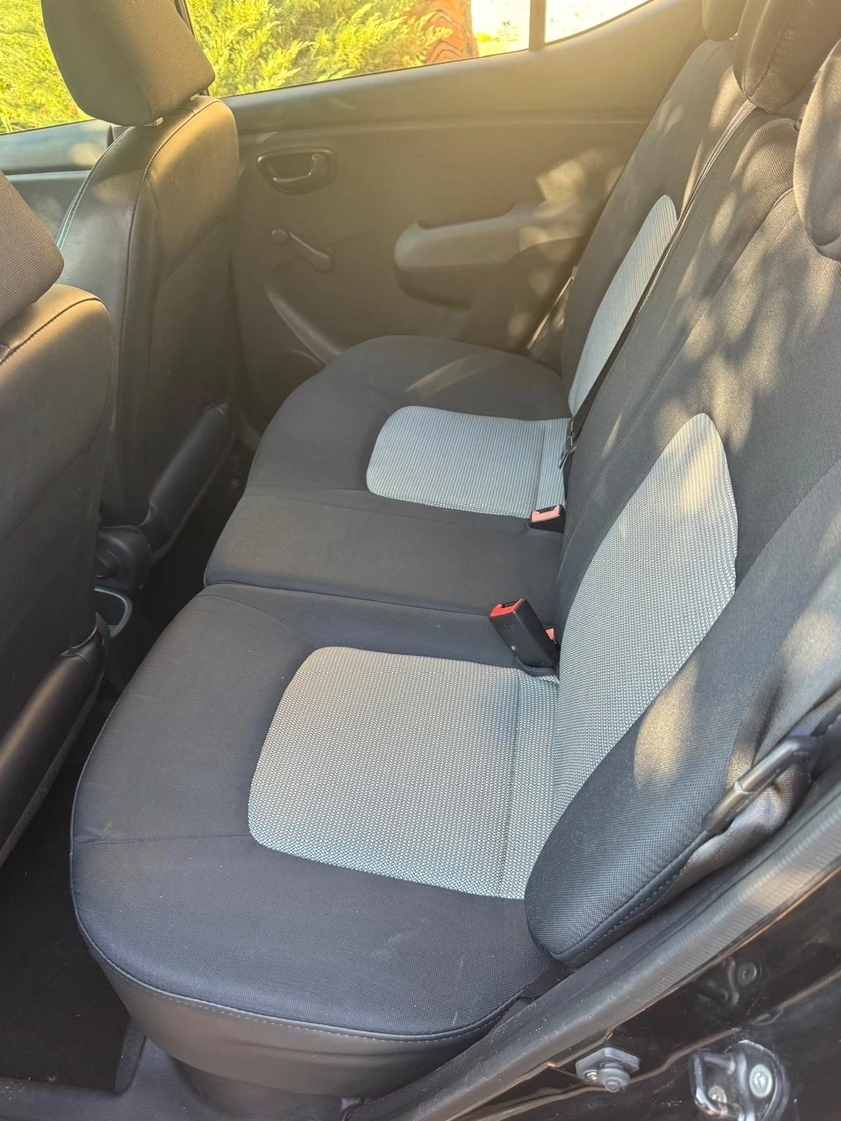 Hyundai I10, снимка 6 - Автомобили и джипове - 56247738