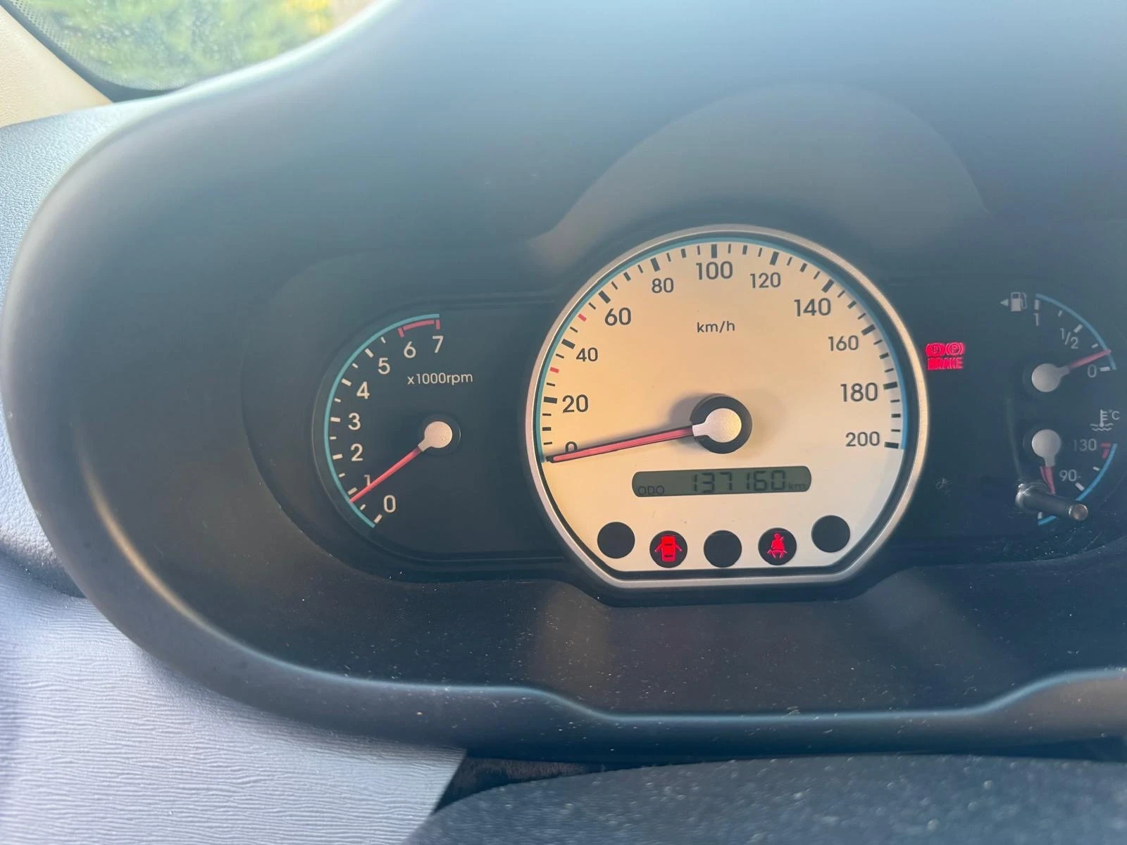 Hyundai I10, снимка 12 - Автомобили и джипове - 56247738