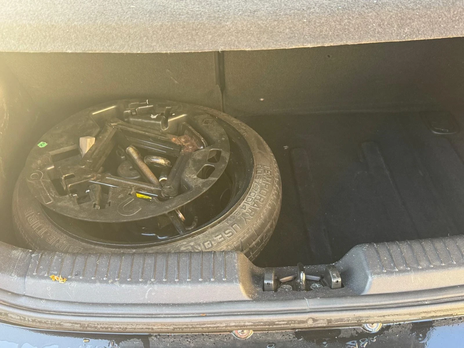 Hyundai I10, снимка 9 - Автомобили и джипове - 56247738