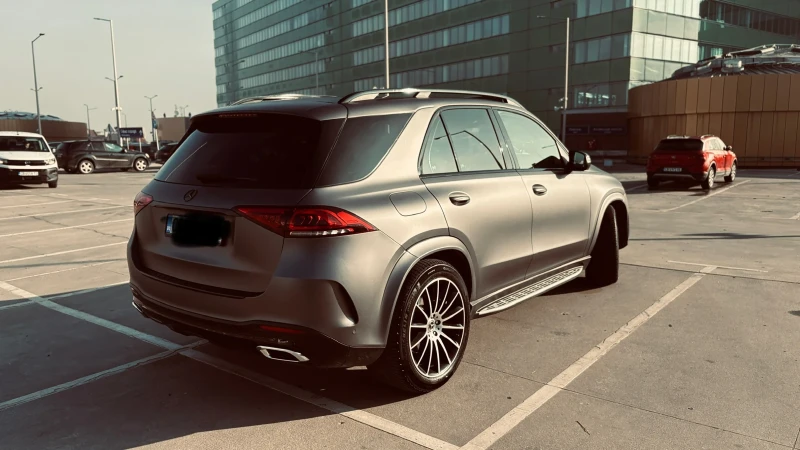 Mercedes-Benz GLE 400 D AMG OPTIC 360 AIRMATIC PANO, снимка 3 - Автомобили и джипове - 52387130