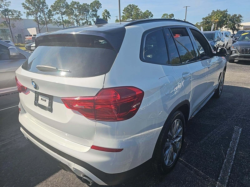 BMW X3 xDrive30i / DISTRONIC / ПАНОРАМА / М.ТОЧКА , снимка 4 - Автомобили и джипове - 52579718