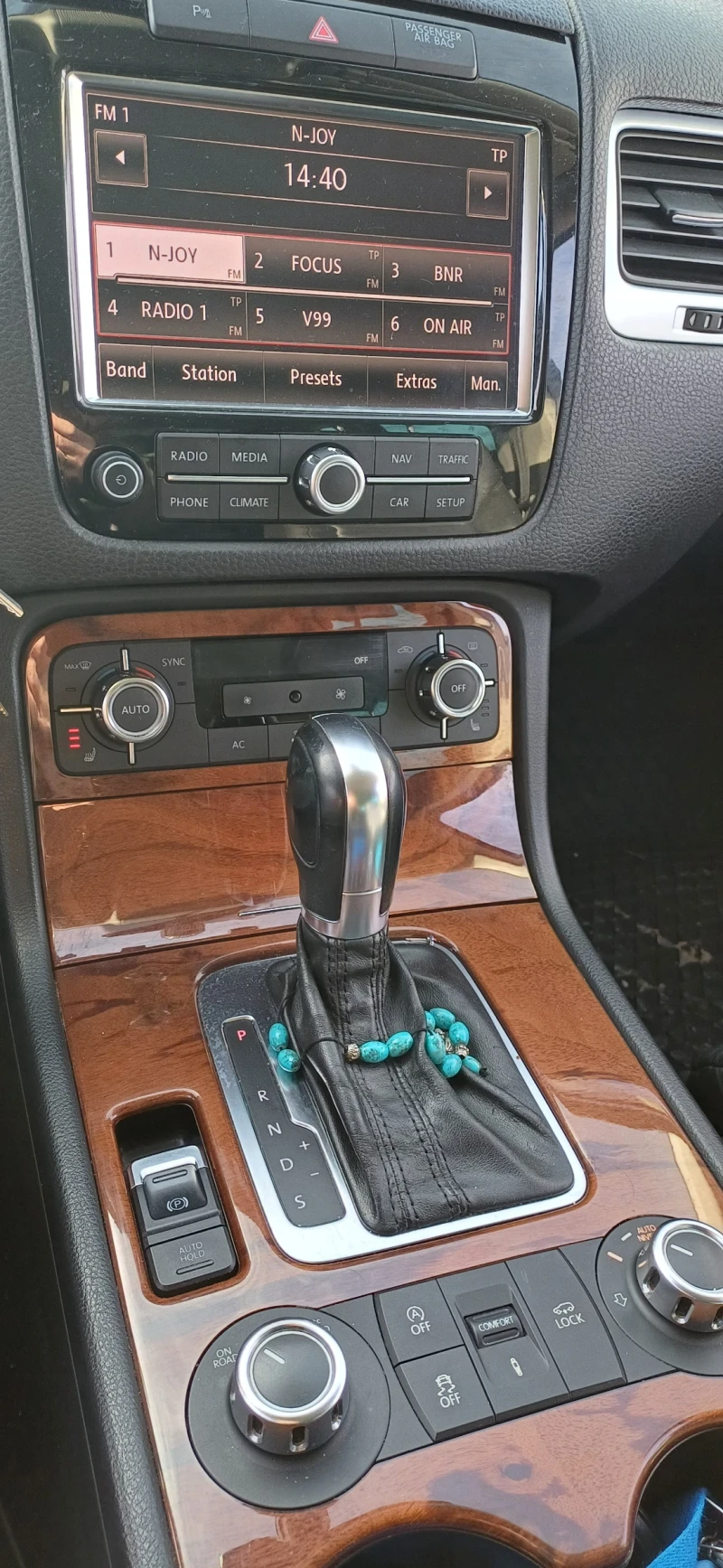 VW Touareg, снимка 7 - Автомобили и джипове - 53098405