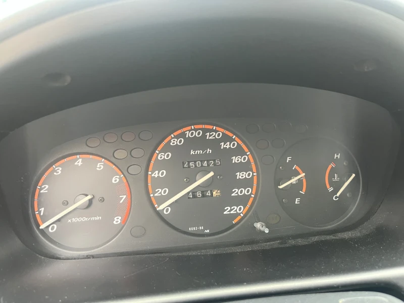 Honda Cr-v I, снимка 6 - Автомобили и джипове - 53402160