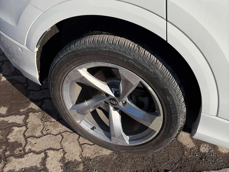 Audi Q8 Тechnik| DISTRONIC| HUD| B&O| ОБДУХВАНЕ| ПОДГРЕВИ, снимка 6 - Автомобили и джипове - 53560435