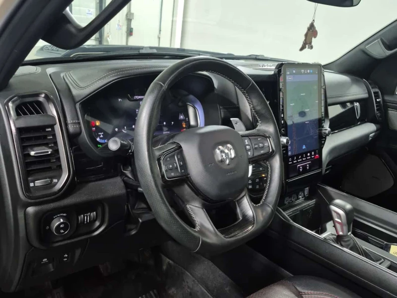 Dodge RAM 1500 REBEL CREW CAB SHORT BED  CARFAX, снимка 9 - Автомобили и джипове - 53564648