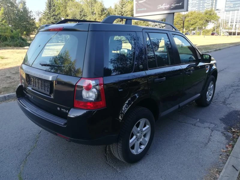 Land Rover Freelander 2, 2d AUTOMATIC - изображение 5