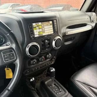 Jeep Wrangler * Sahara * АВТОКРЕДИТ БЕЗ ПЪРВОНАЧАЛНА ВНОСКА* , снимка 9 - Автомобили и джипове - 55230182