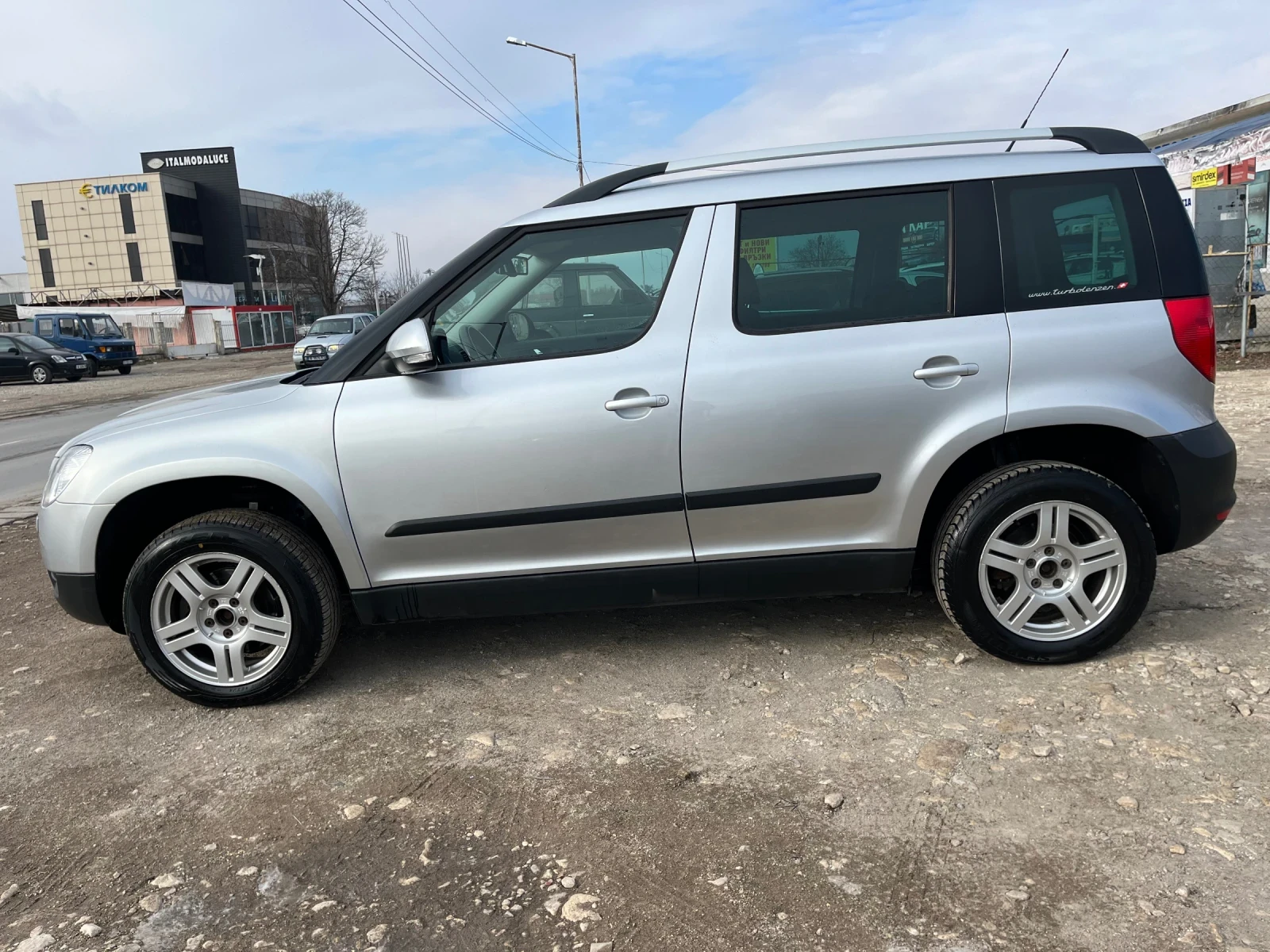 Skoda Yeti 1.8i Swiss - изображение 7