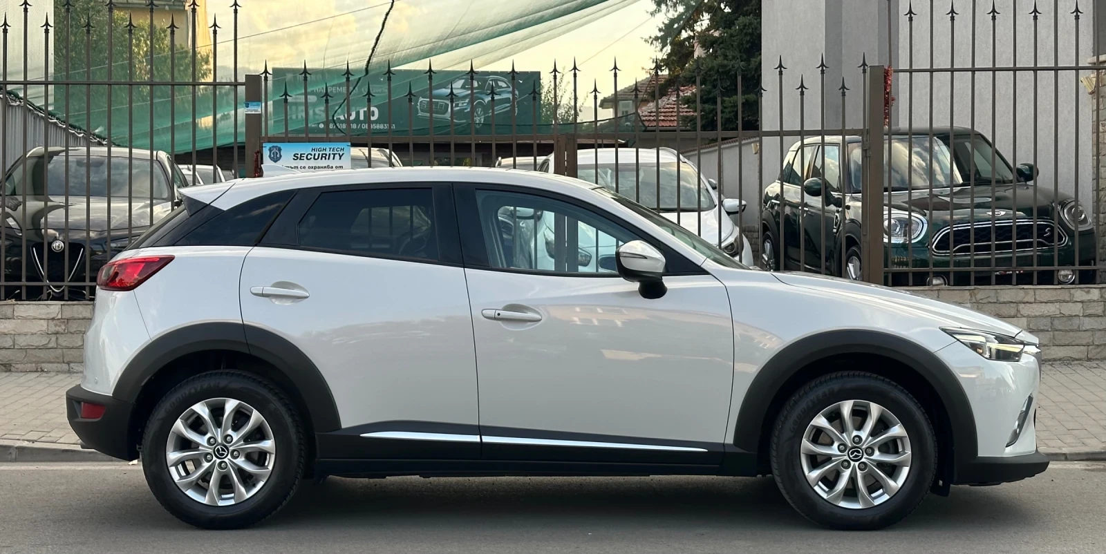Mazda CX-3 2.0 benzin/Skyactive/Автоматик/4х4/full/Швейцария - изображение 2