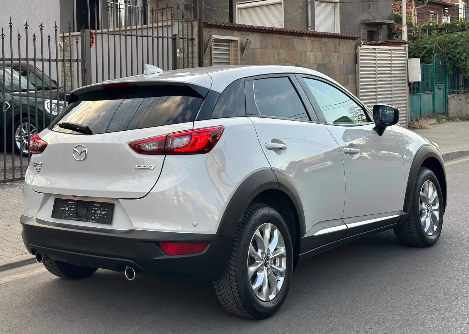 Mazda CX-3 2.0 benzin/Skyactive/Автоматик/4х4/full/Швейцария - изображение 3