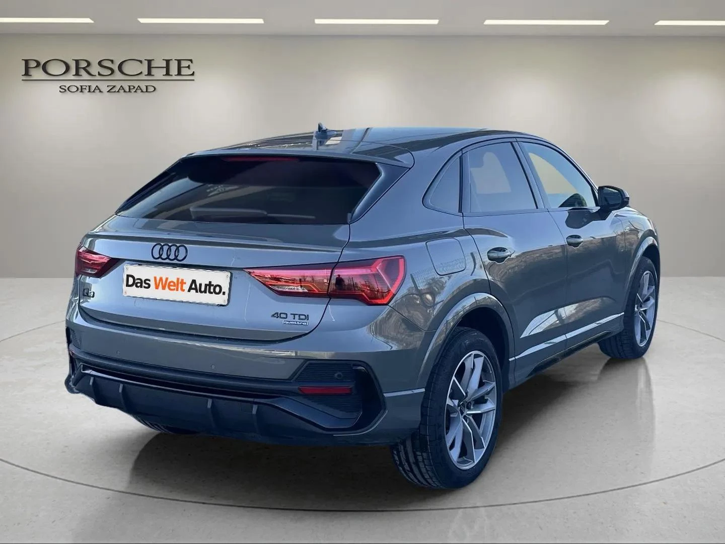 Audi Q3 Competition 40 TDI qu - изображение 4