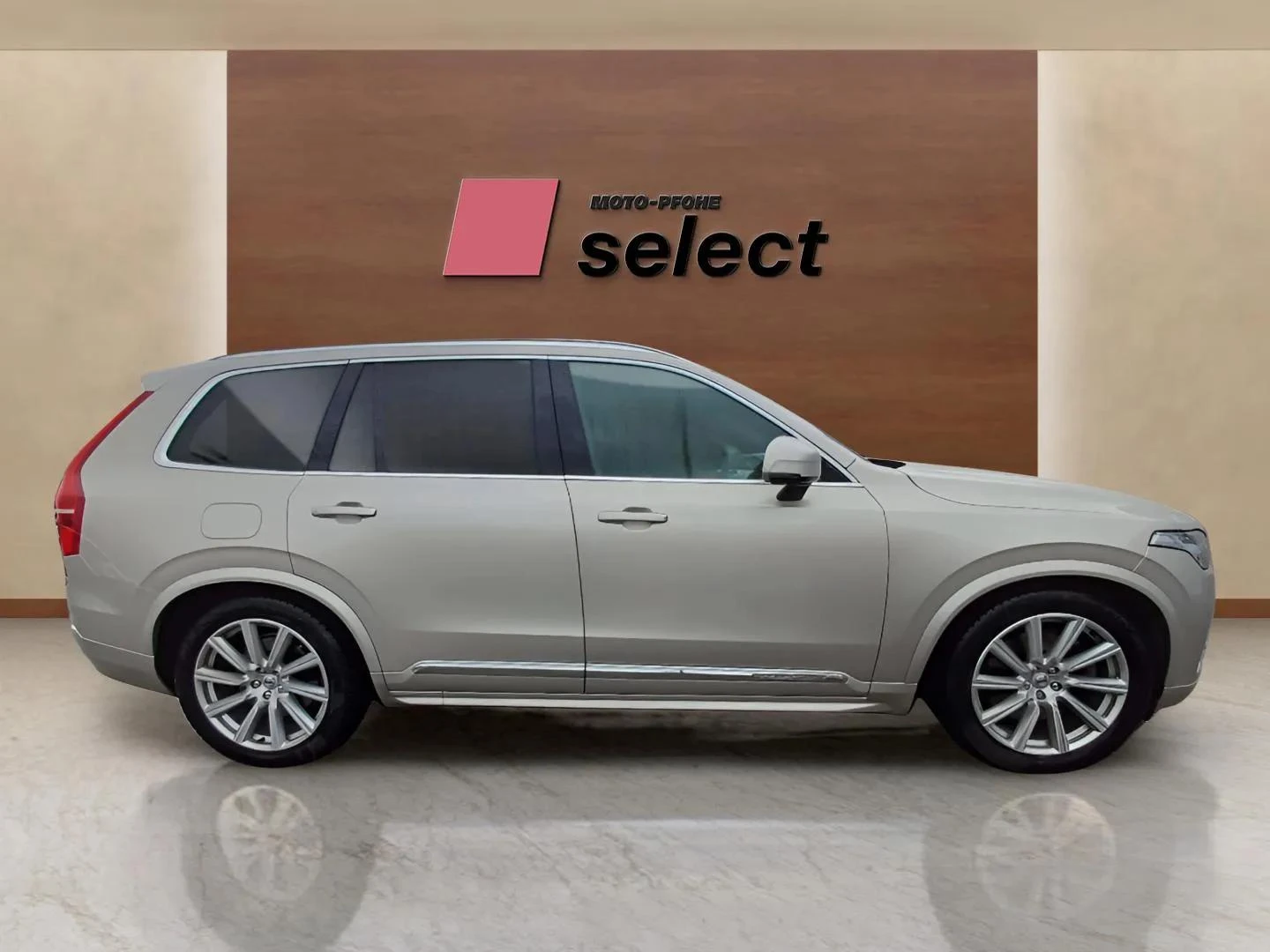 Volvo Xc90 2.0 i - изображение 4