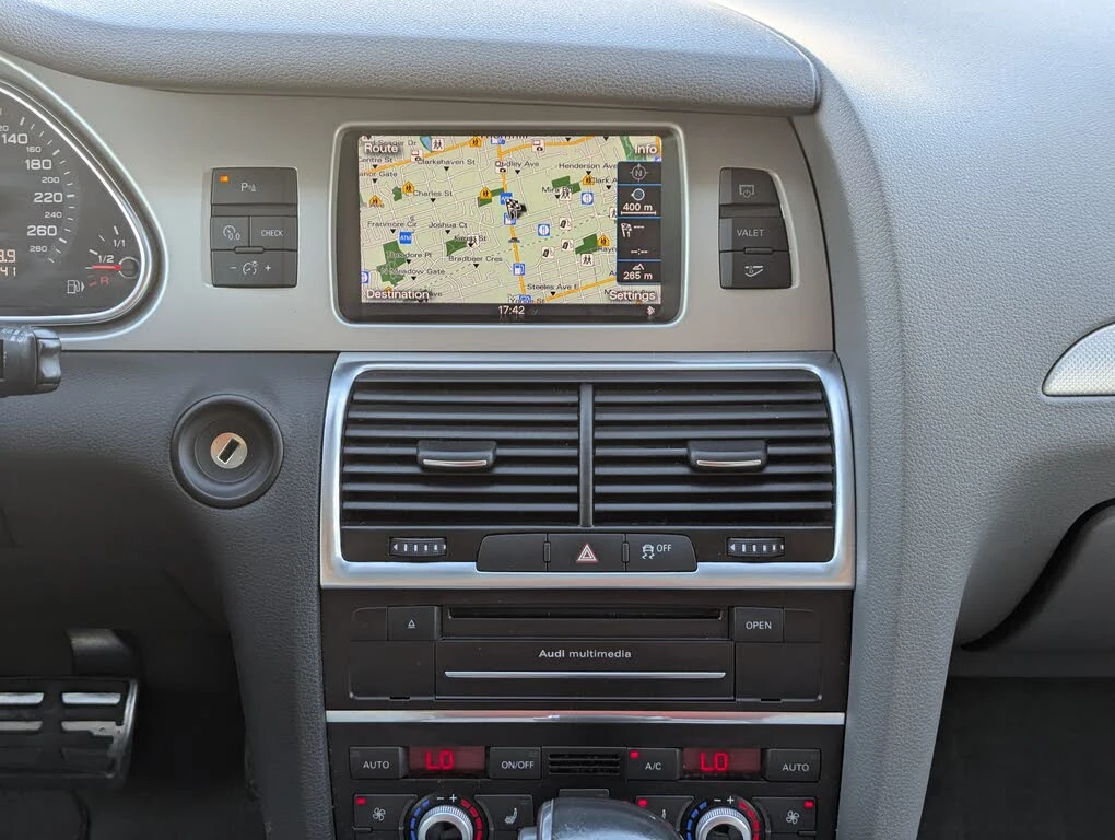 Audi Q7 S-Line Prestige �������* ���������* CAM* PANO*  | Mobile.bg � ����������� 10