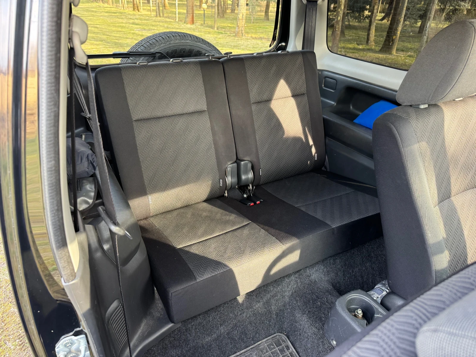 Suzuki Jimny 1.3 , снимка 9 - Автомобили и джипове - 53904956