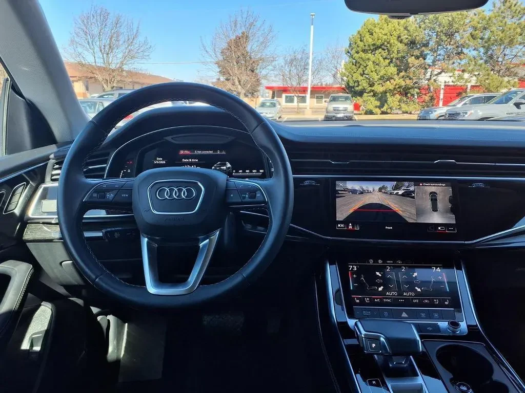 Audi Q8 55 Premium Plus, снимка 8 - Автомобили и джипове - 54402875
