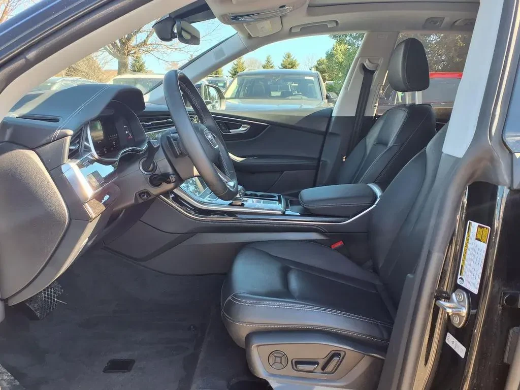 Audi Q8 55 Premium Plus, снимка 6 - Автомобили и джипове - 54402875