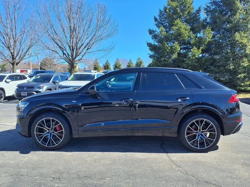 Audi Q8 55 Premium Plus