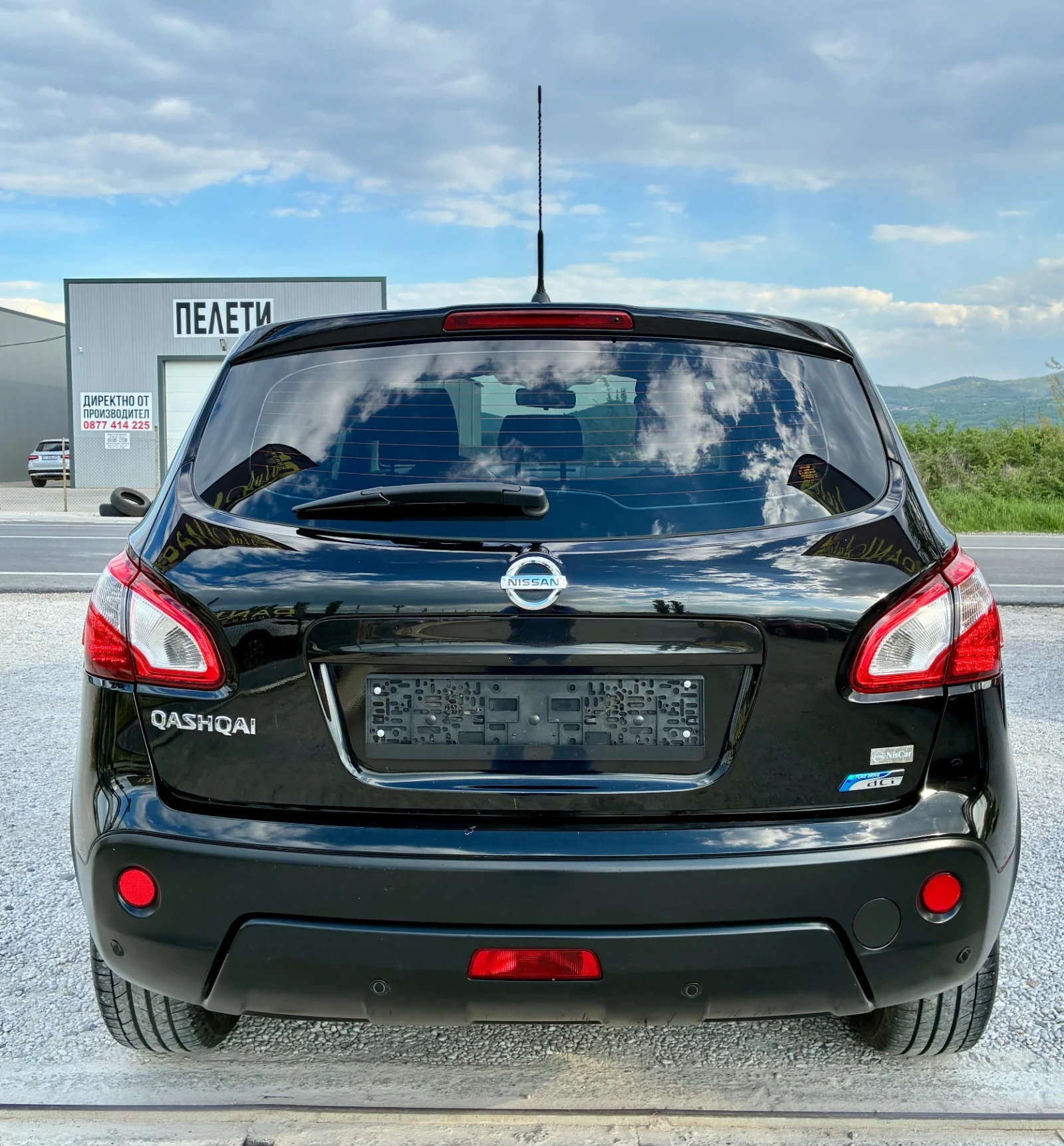 Nissan Qashqai 1.5 DCI Euro 5, снимка 4 - Автомобили и джипове - 54429349