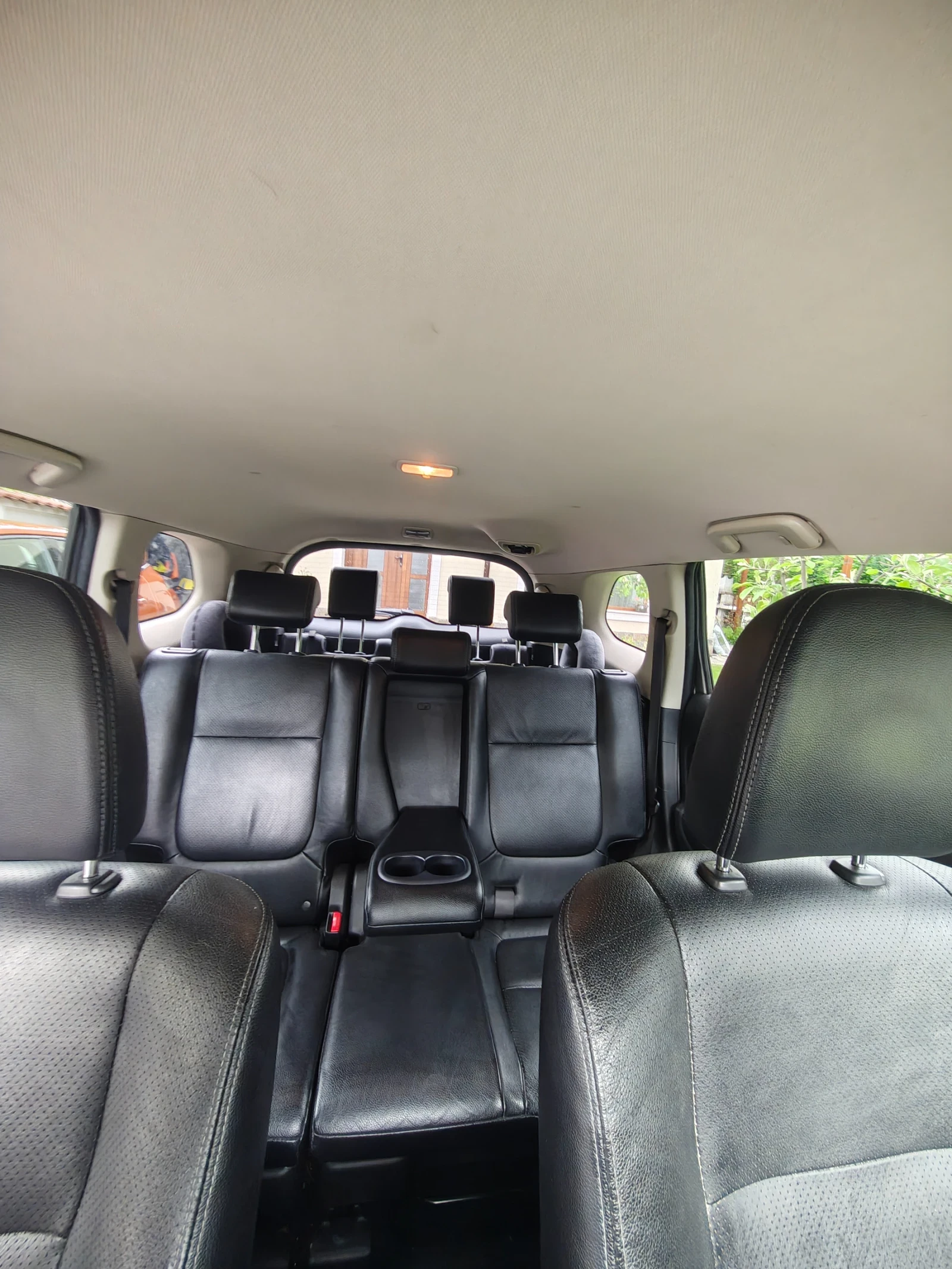 Mitsubishi Outlander, снимка 11 - Автомобили и джипове - 54485556