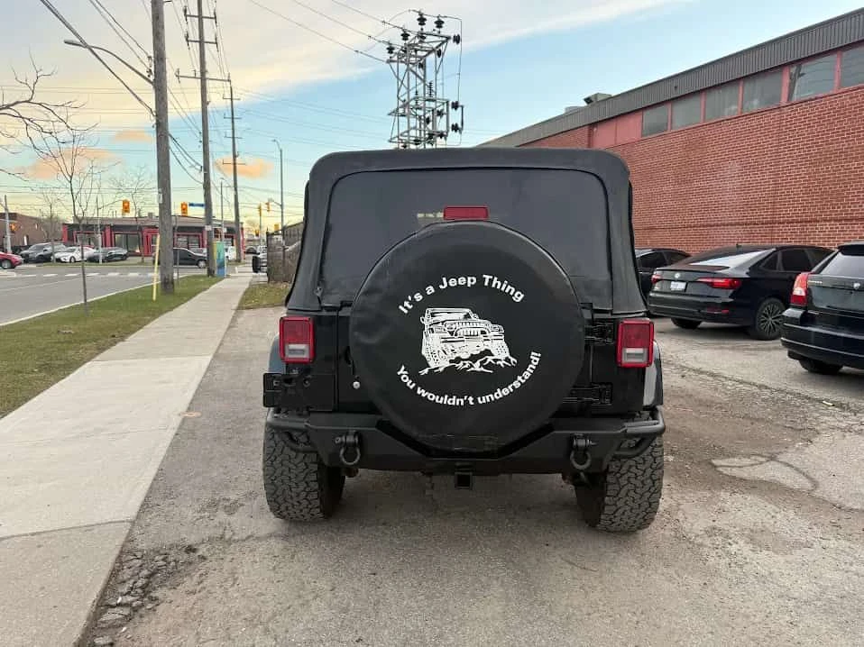 Jeep Wrangler * Sahara * АВТОКРЕДИТ БЕЗ ПЪРВОНАЧАЛНА ВНОСКА* , снимка 4 - Автомобили и джипове - 55230182