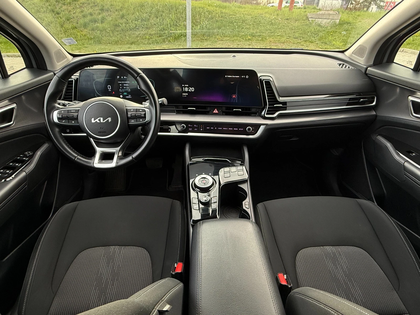 Kia Sportage 1.6 T-GDI, Hybrid 230 к.с., сервизна история, снимка 11 - Автомобили и джипове - 55432935