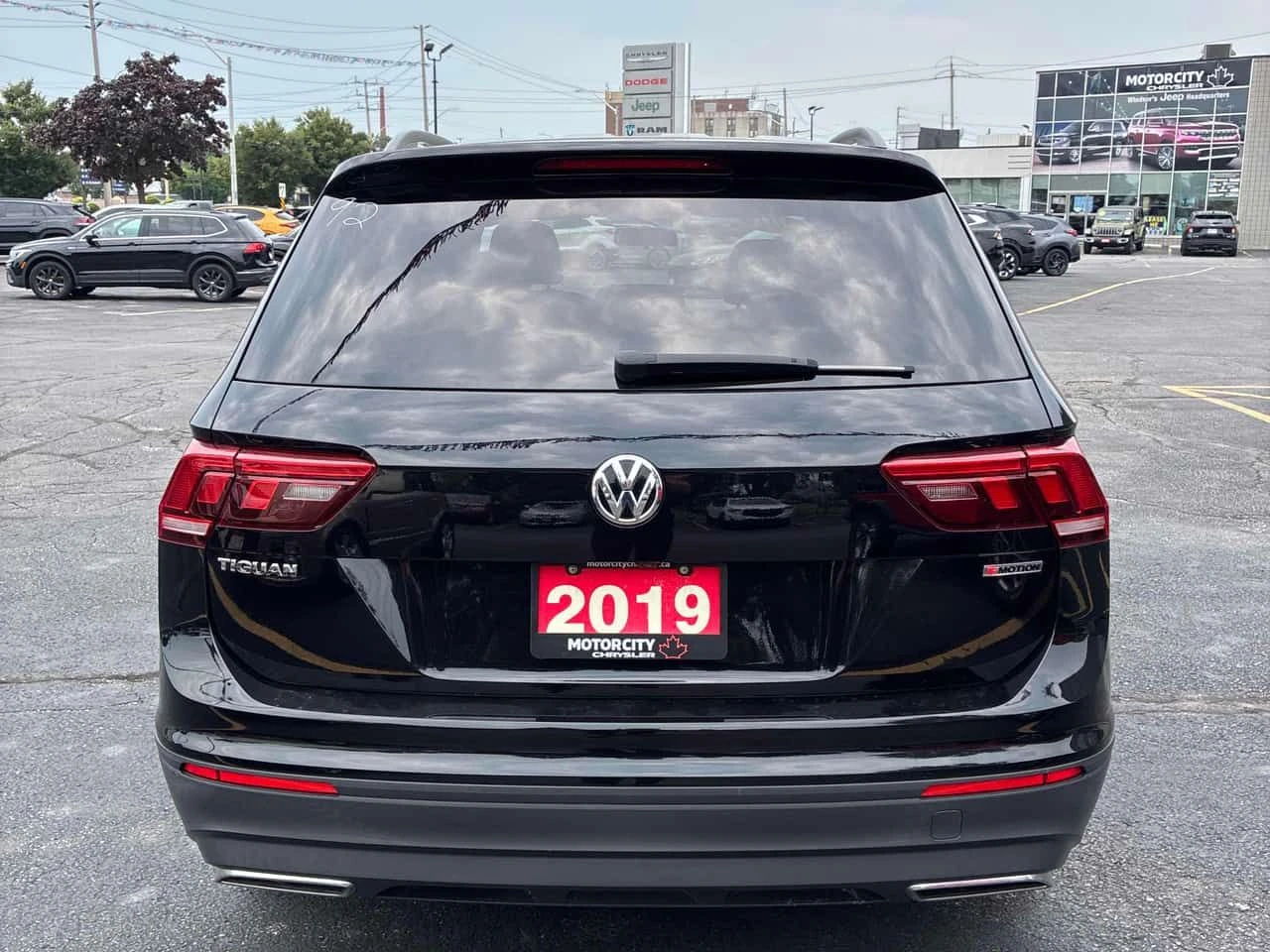 VW Tiguan * Trendline * CARFAX * ОПЦИЯ ЗА ФИНАНСИРАНЕ , снимка 4 - Автомобили и джипове - 55438229
