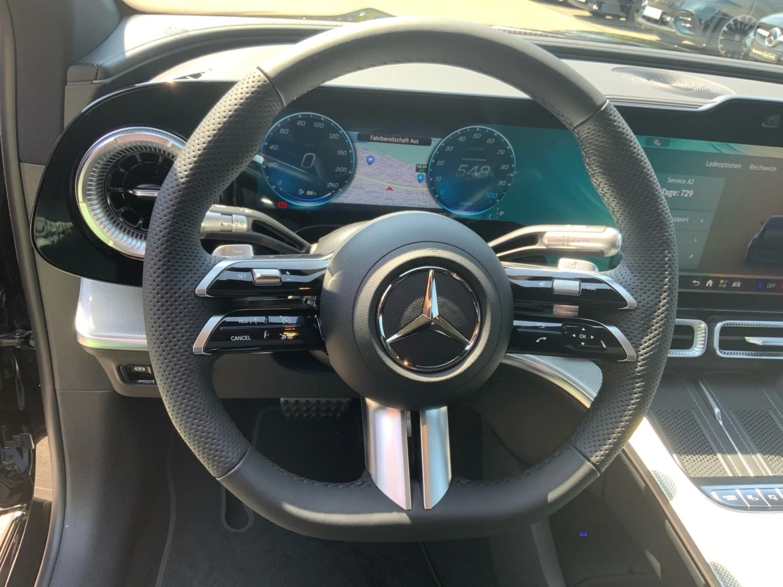 Mercedes-Benz GLC 400 EQ 4-MATIC AMG SUPERSCREEN SKY-CONTROL BURMESTER , снимка 10 - Автомобили и джипове - 55558520