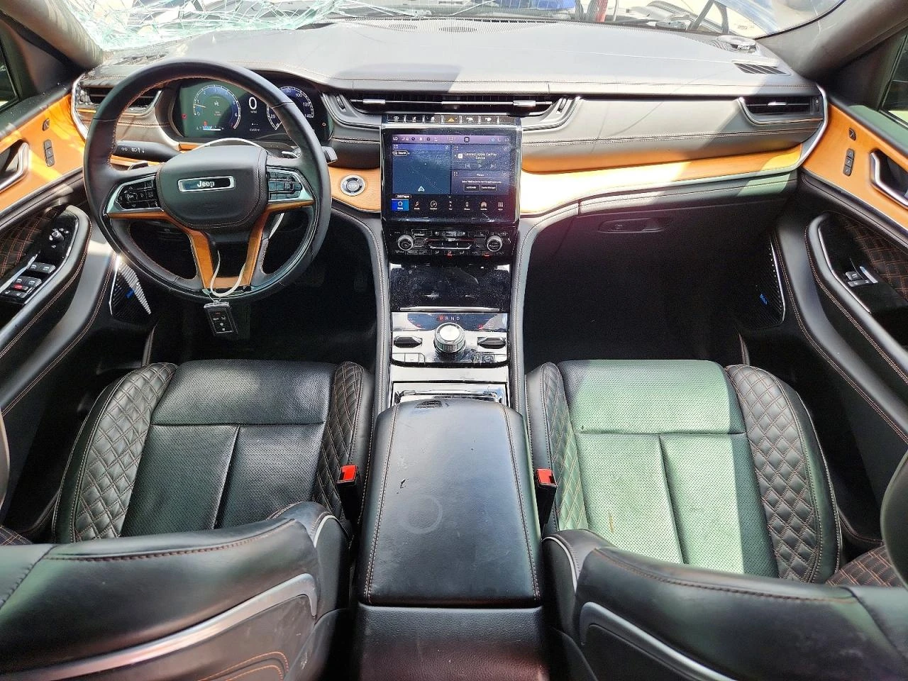 Jeep Grand cherokee 3.6l L Summit, снимка 8 - Автомобили и джипове - 55566942