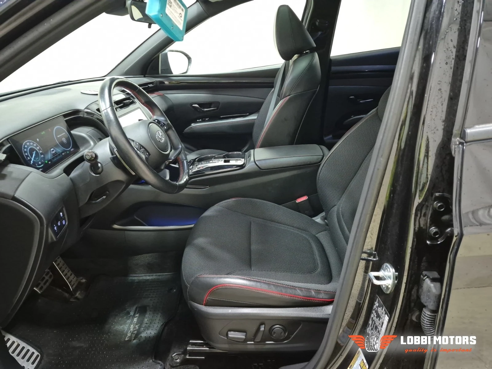 Hyundai Tucson, снимка 5 - Автомобили и джипове - 56297355