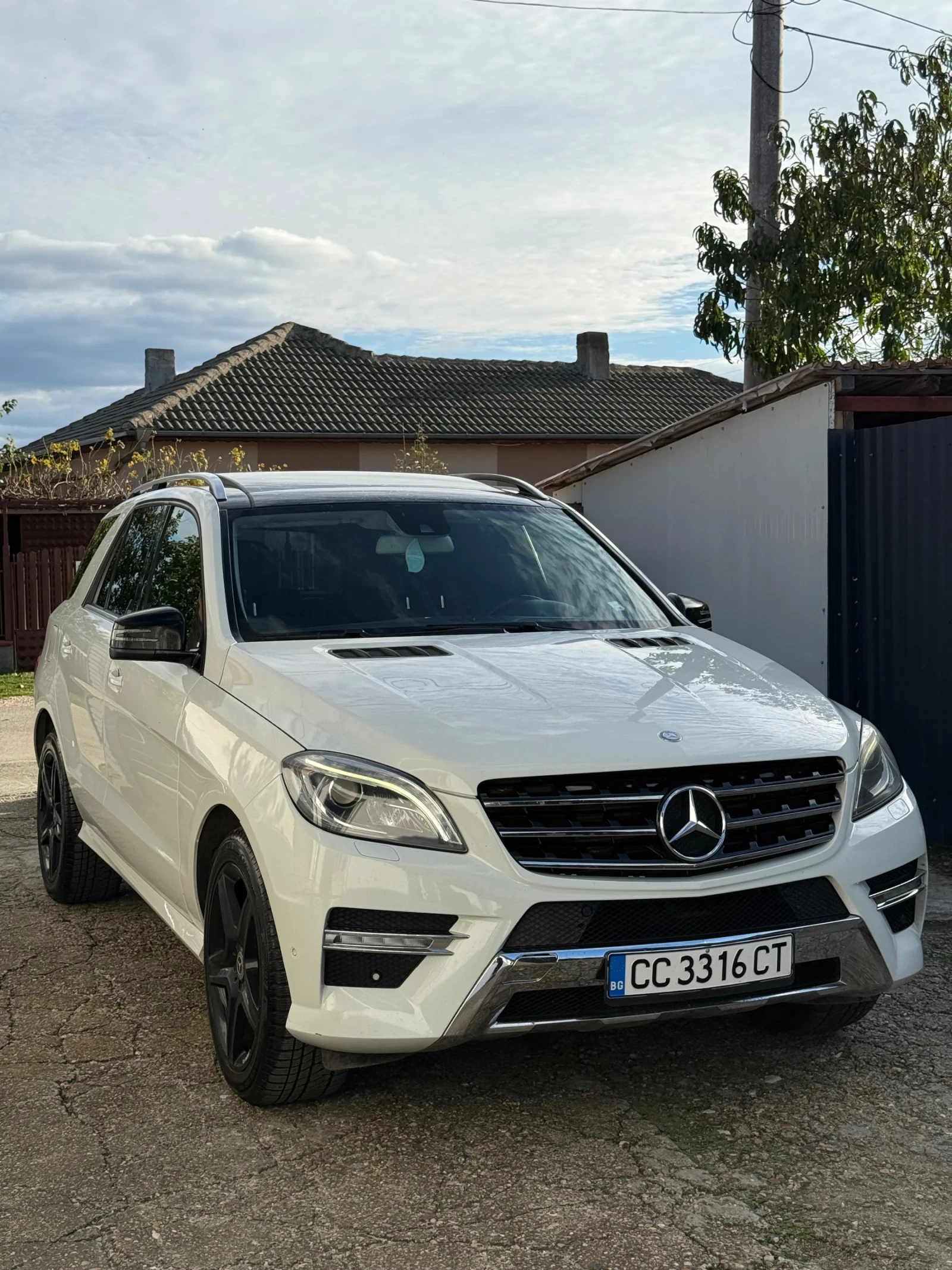 Mercedes-Benz ML 250 AMG/PREMIUM/PANO