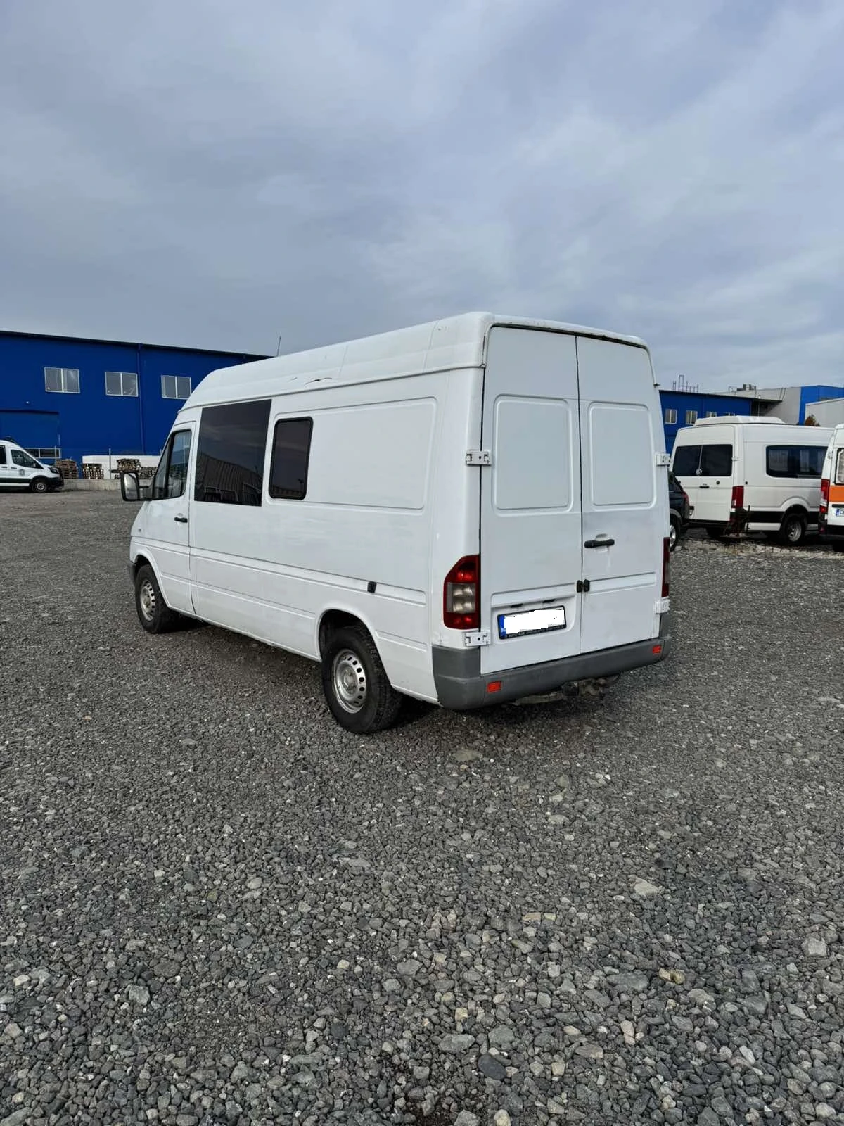 Mercedes-Benz Sprinter 313 2.2 130 к.с - изображение 4