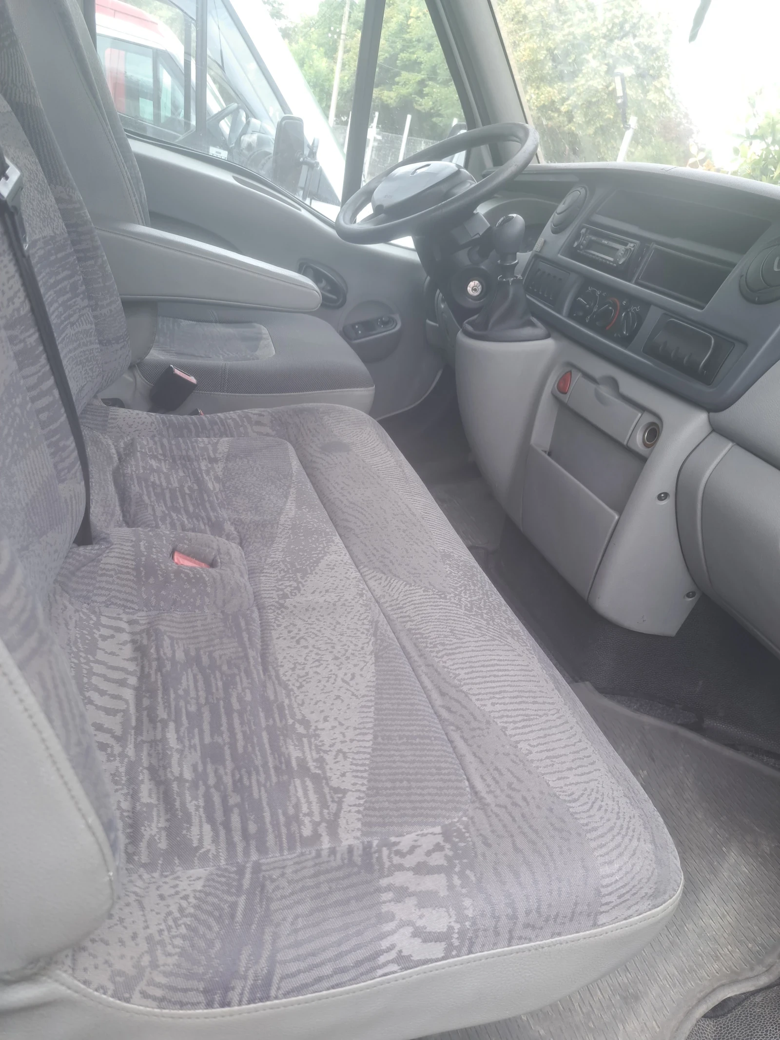 Renault Master 2.5 TDI  - изображение 8