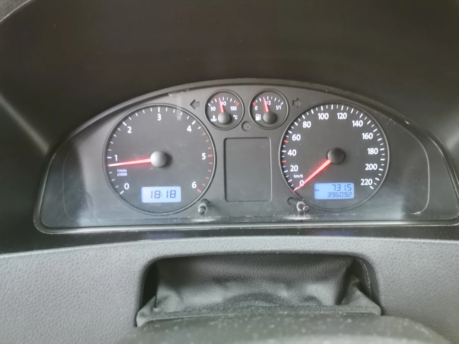 VW Transporter, снимка 17 - Бусове и автобуси - 53885383